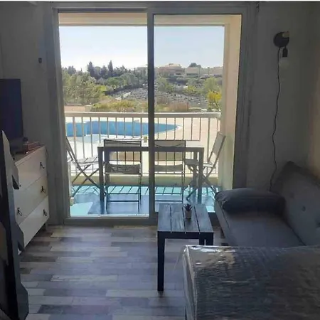 Duplex Vue Piscine Avec Garage Prive